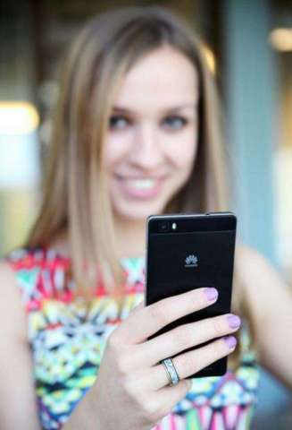 Offer Huawei P8 Lite Black Offer Huawei P8 Lite Black