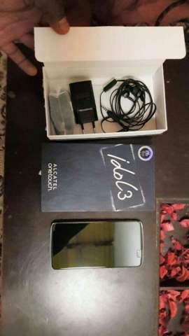 Alcatel Idol 3 de 5.5 Plg Alcatel Idol 3 de 5.5 Plg