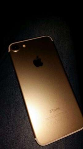 iPhone 7 32 Gb iPhone 7 32 Gb