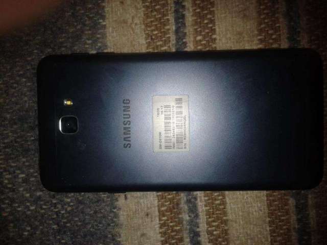 Vendo Mi J7 Prime 9/10 Vendo Mi J7 Prime 9/10