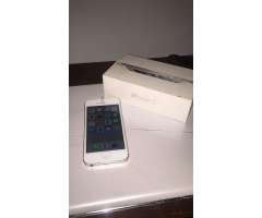 REMATO IPHONE 5 DE 16 GB ESTADO 7 DE 10 A BS. 600