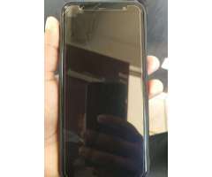 Samsung J6 Liciado en Una Esquina