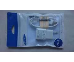 Cargador samsung 5v a 2A en 2OBol y 2 x 30 boli