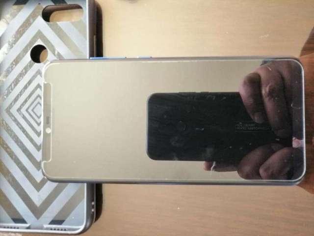 Xiaomi Mi 8 Lite Xiaomi Mi 8 Lite