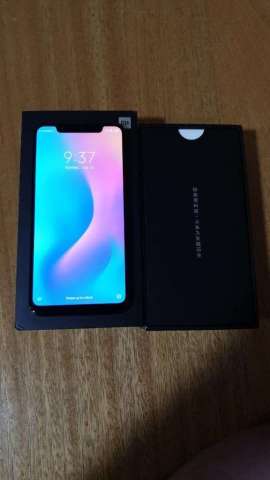 Xiaomi Mi8 Xiaomi Mi8