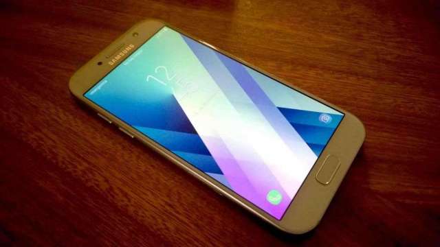 SAMSUNG A5 2017 1500bs SAMSUNG A5 2017 1500bs