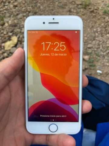 Iphone 7 de 128gb. silver Iphone 7 de 128gb. silver